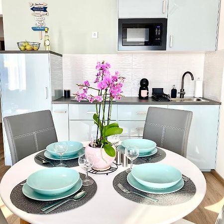 Azur Panorama Apartman อัลโชเอิร์ช ภายนอก รูปภาพ