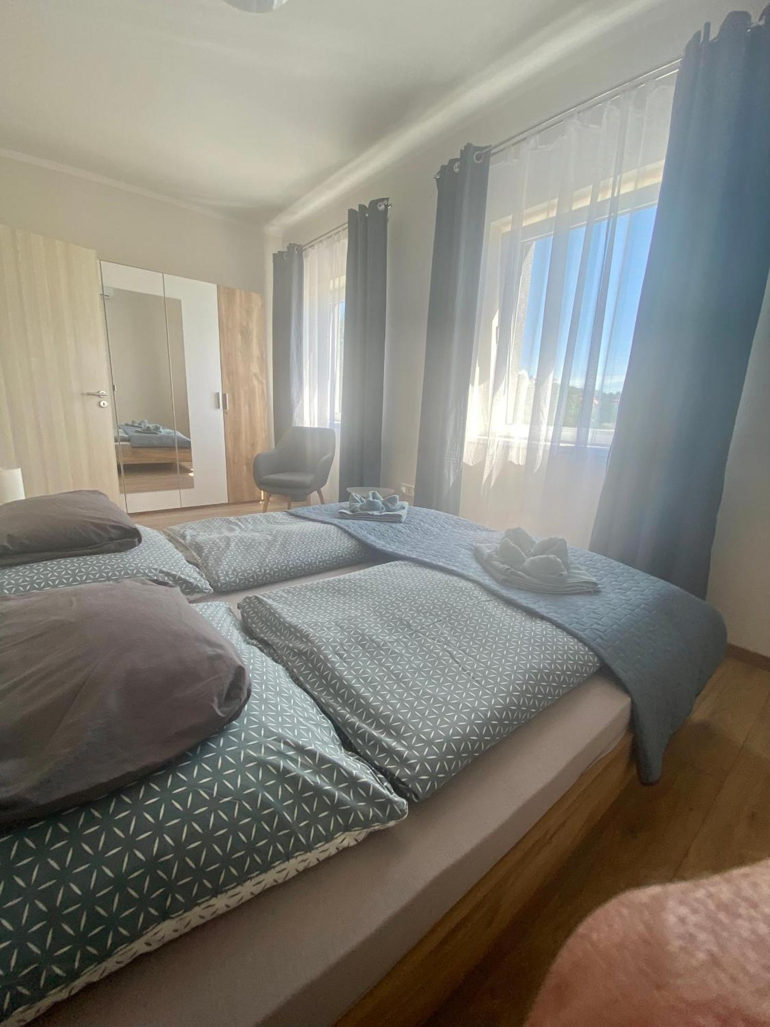 Azur Panorama Apartman อัลโชเอิร์ช ภายนอก รูปภาพ
