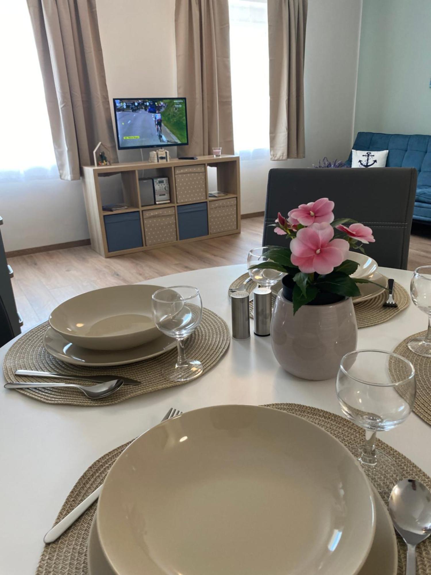 Azur Panorama Apartman อัลโชเอิร์ช ภายนอก รูปภาพ