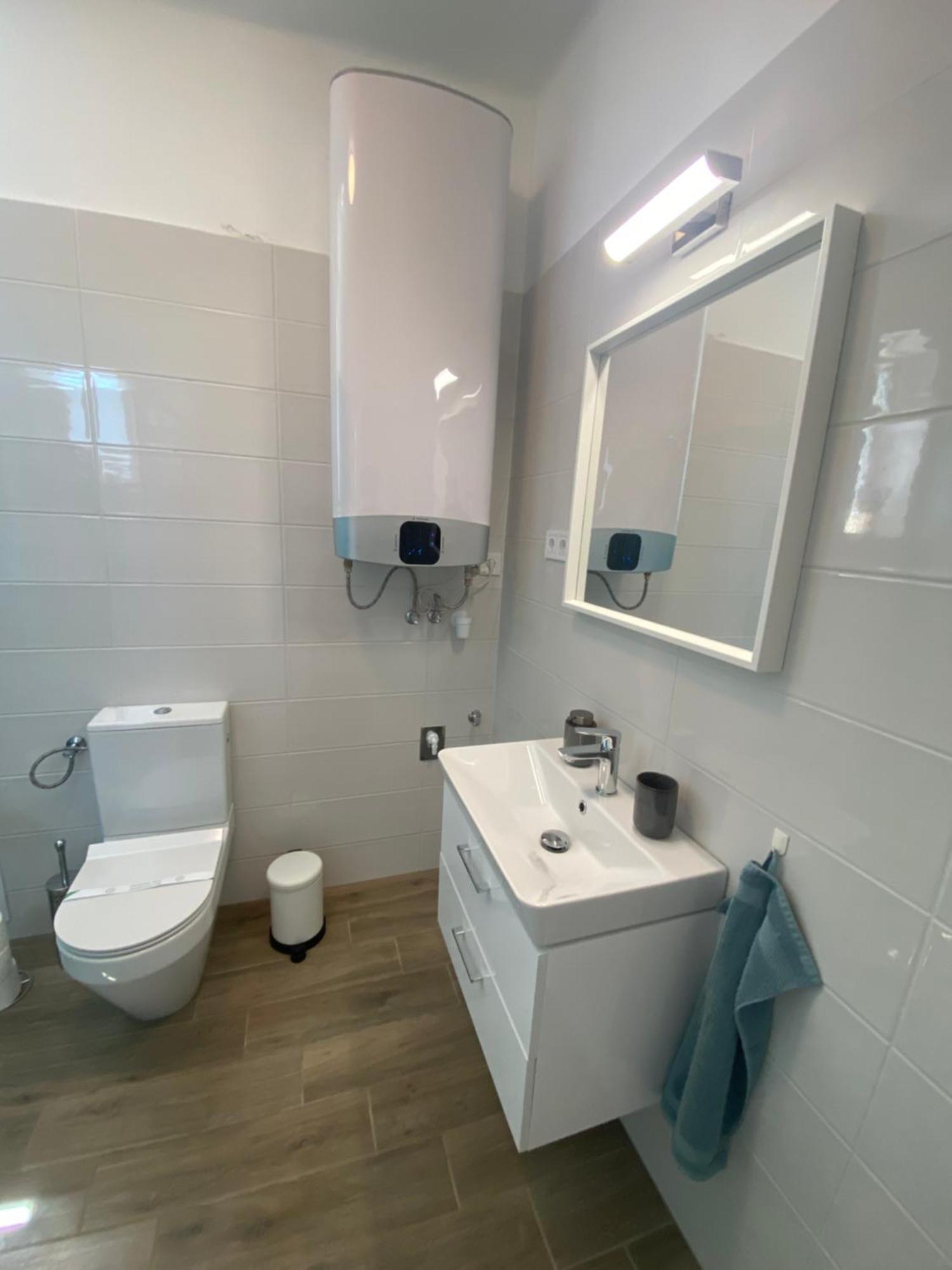Azur Panorama Apartman อัลโชเอิร์ช ภายนอก รูปภาพ